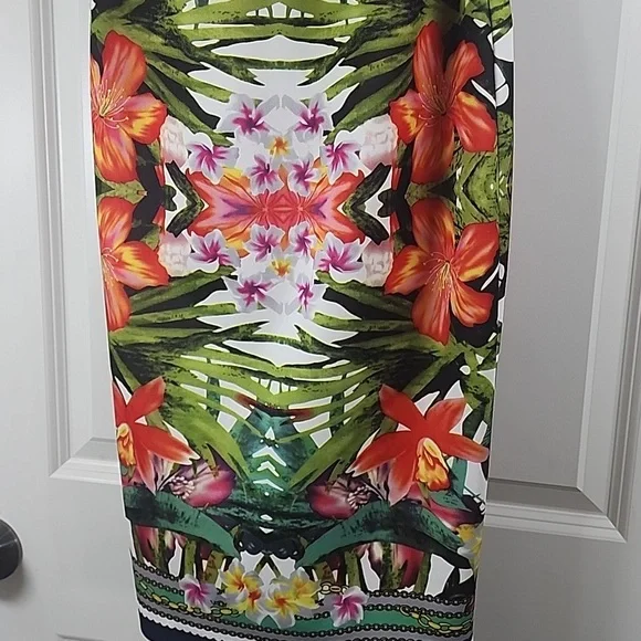 New York & Company Women Red And Green Floral Sleeveless Midi Dress Size XS - Picture 5 of 11